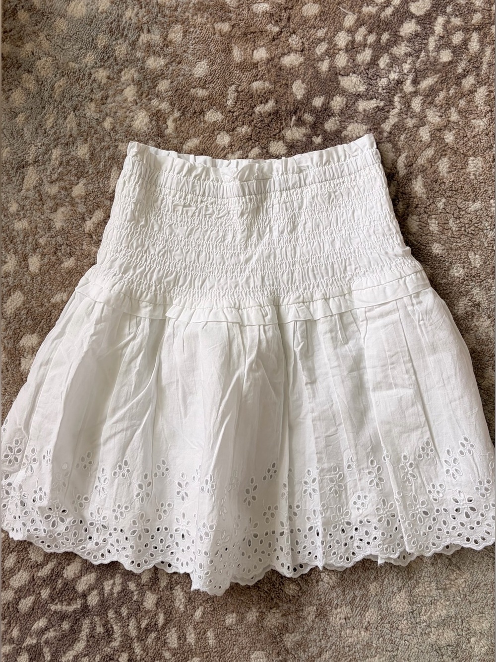 GAP White Eyelet Smocked Waist Mini Skirt XS